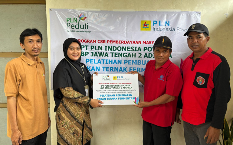 Pelatihan Pembuatan Pakan Ternak